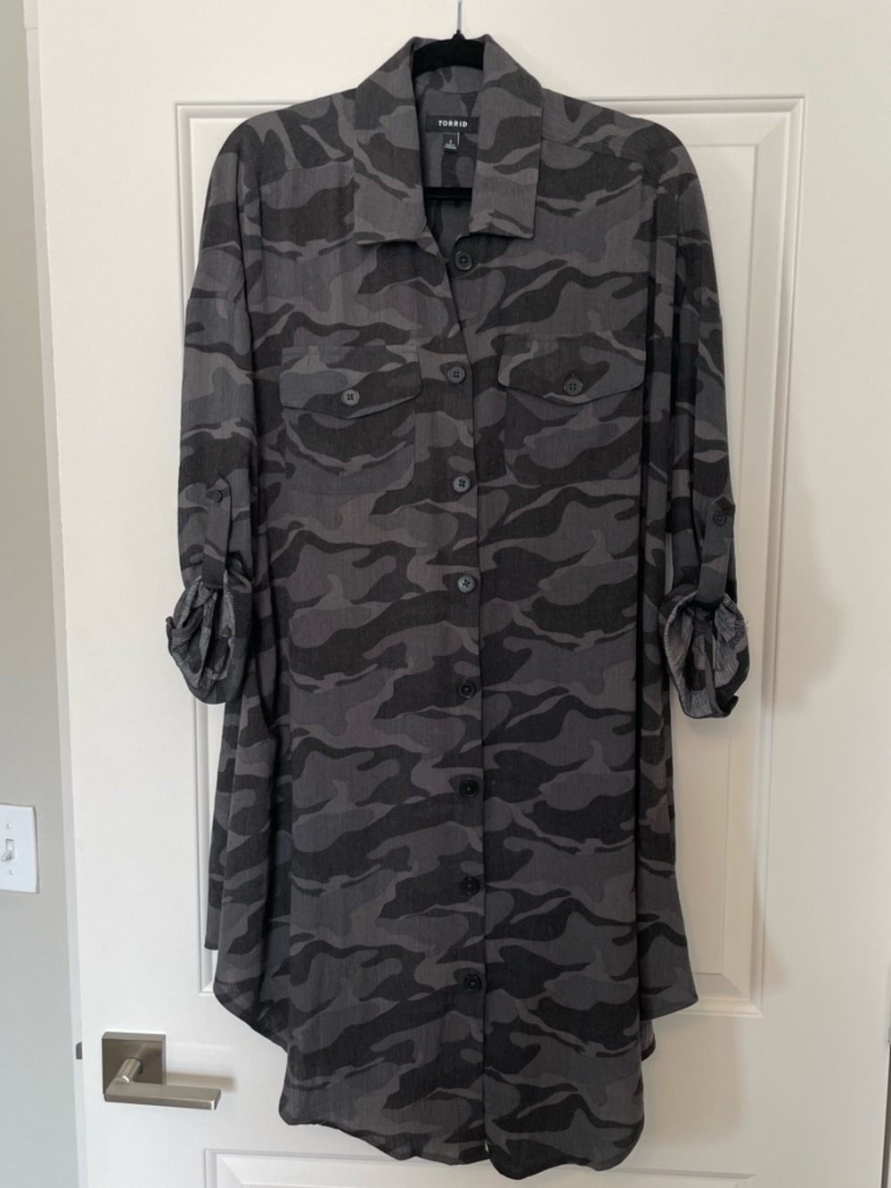 TORRID CAMO BUTTON UP SHIRT DRESS size 1X